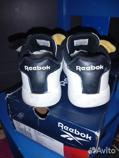 Кроссовки Reebok 26