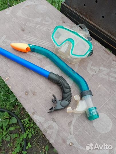 Маска для подводного плавания с трубкой