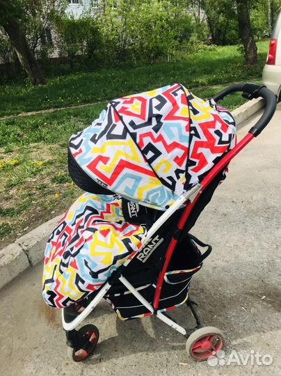 Прогулочная коляска