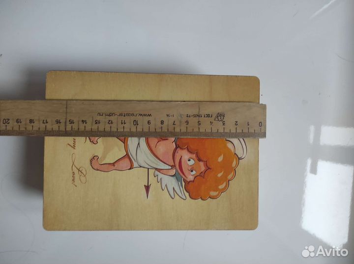 Деревянная подарочная коробка