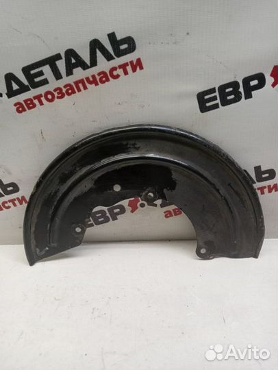 Пыльник тормозного диска передний правый Renault