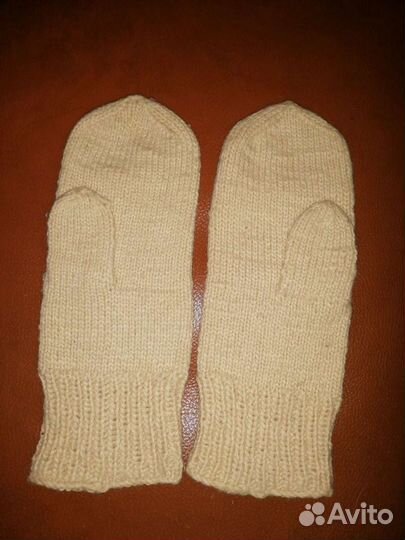 Варежки вязанные
