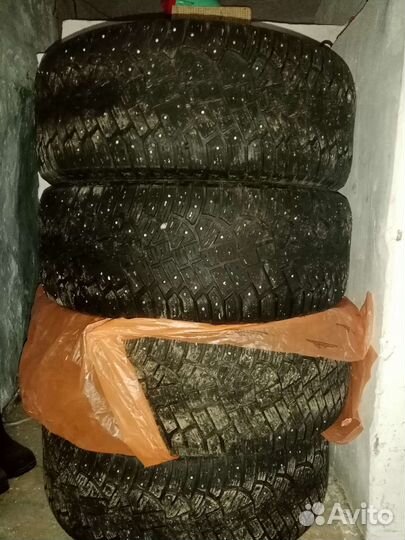 Continental IceContact 2 285/65 R18
