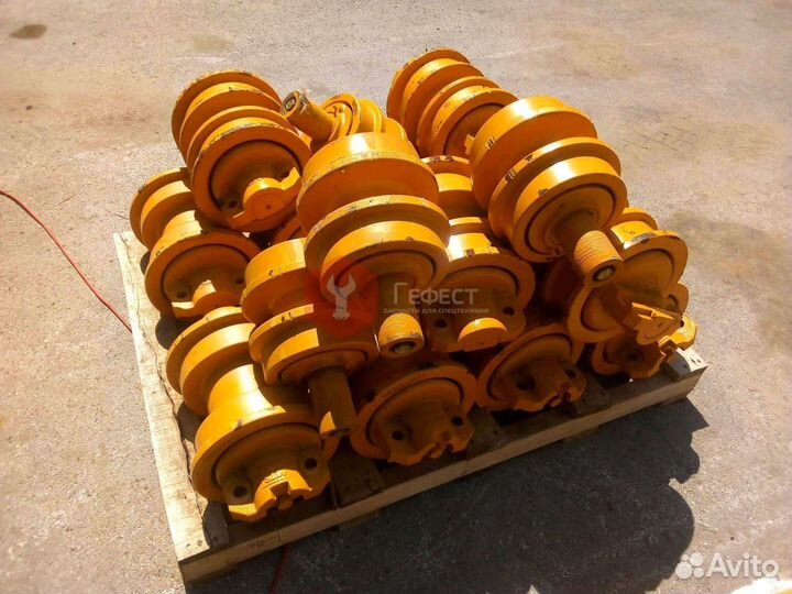 Каток поддерживающий Doosan 220LC-III