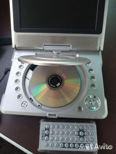 Портативный видеопроигрыватель