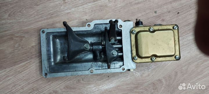 Крышка кпп газ 2410