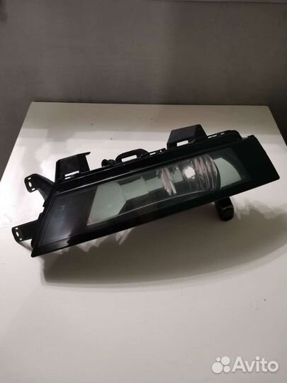 Птф Шкода Рапид 2017 правая