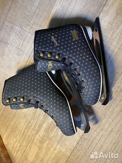 Коньки фигурные action