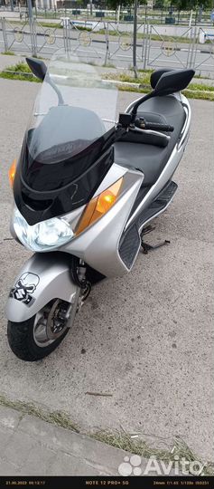 Suzuki SkyWave 400