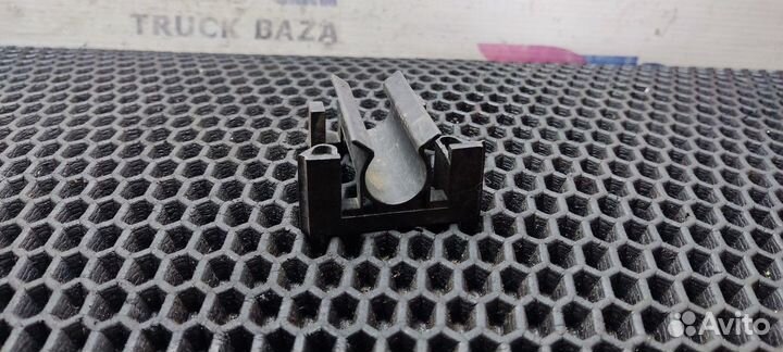 Кронштейн Mercedes-Benz Actros, Mercedes-Benz Axor