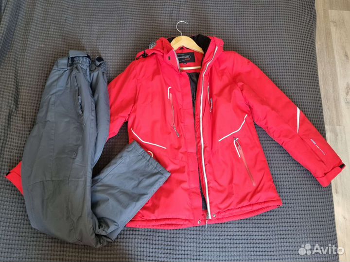 Горнолыжный костюм женский 44 46