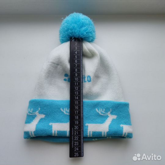 Шапка акриловая Авито Avito с помпоном оленями