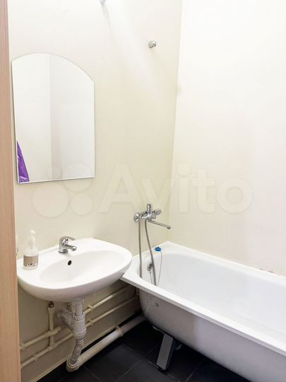 Комната 15 м² в 3-к., 8/16 эт.