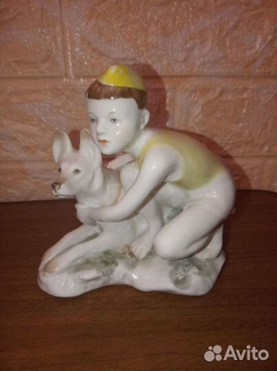 Статуэтка юный пограничник СССР