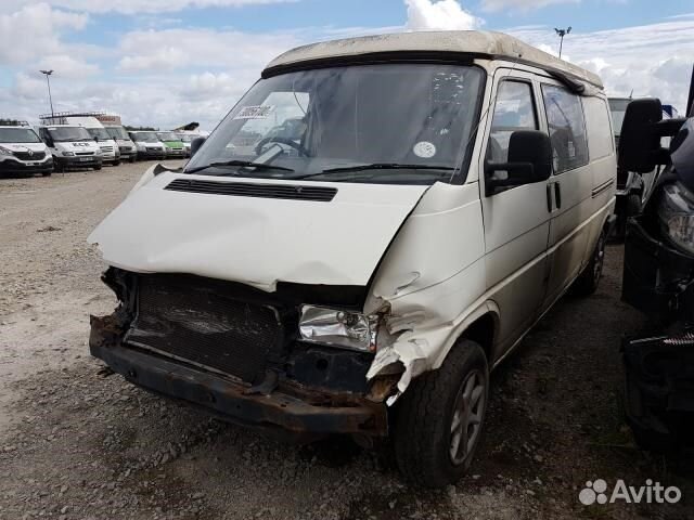 Разбор на запчасти Volkswagen Transporter 4