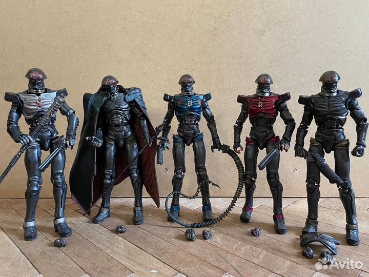 Ретро фигурки Android Kikaider