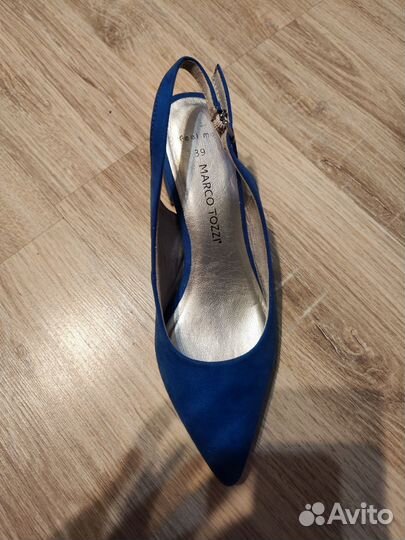 Босоножки женские