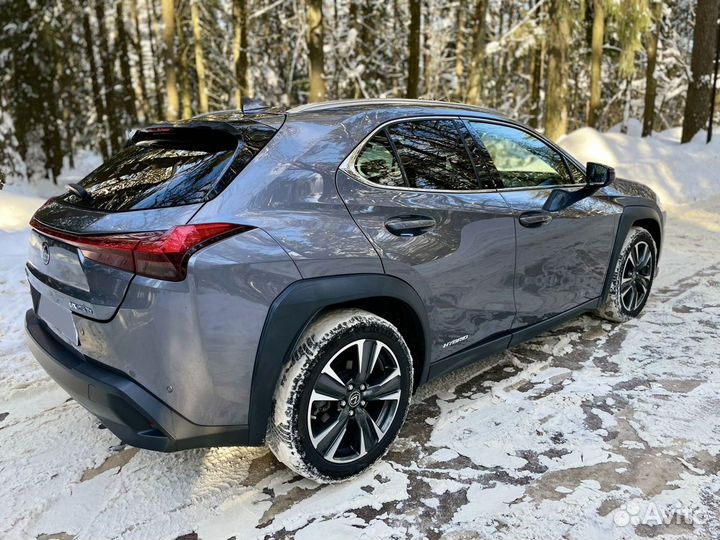 Lexus UX 2.0 CVT, 2019, 129 000 км