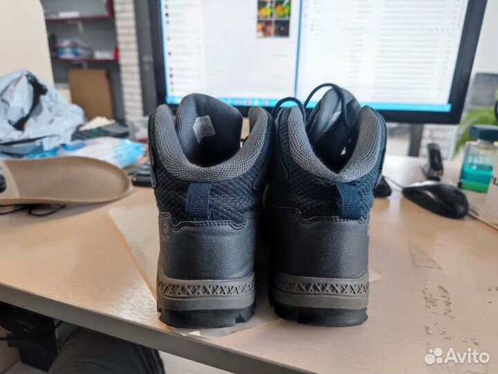 Треккинговые Германские ботинки Jack Wolfskin 42eu