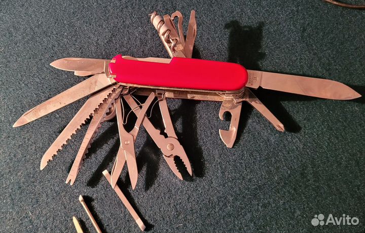 Швейцарский Перочинный нож Victorinox 33 пр. 80х