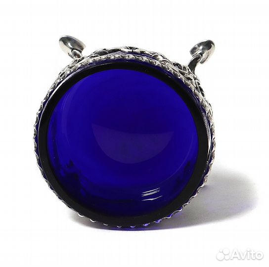 Серебряная прорезная солонка со вставкой. Англия