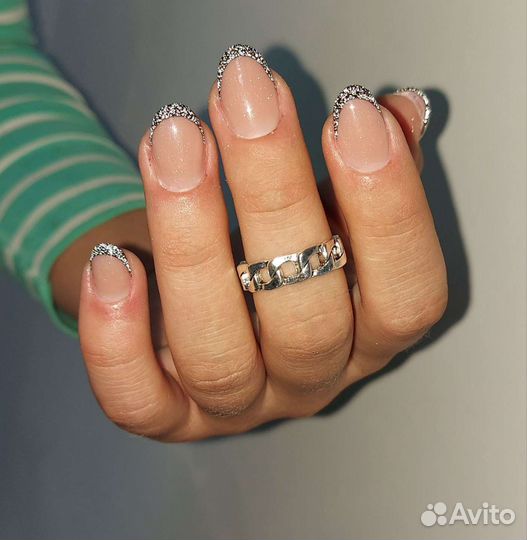 Мастер маникюра