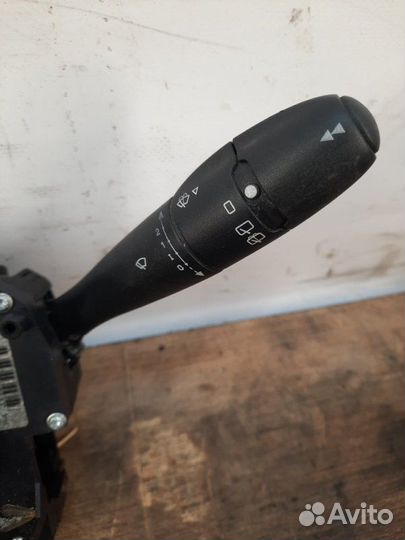 Переключатель подрулевой (стрекоза) Peugeot 207