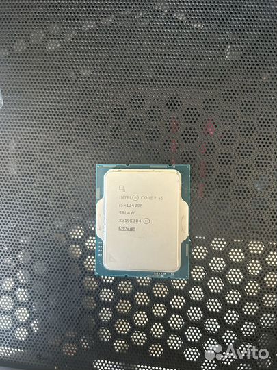 Процессор intel core i5 12400f