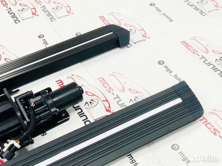 Выдвижные пороги на G-Class W464 (Длинные)