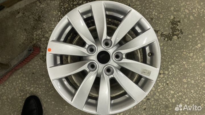 Литой диск 1 шт r16 на kia cerato 3