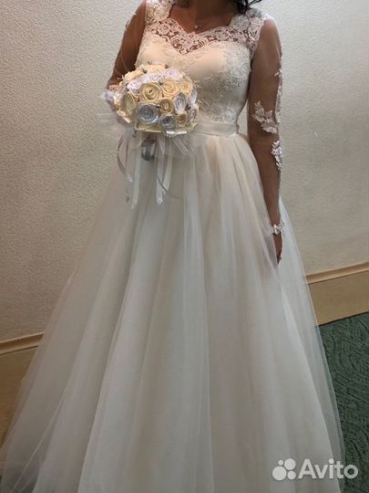 Свадебное платье