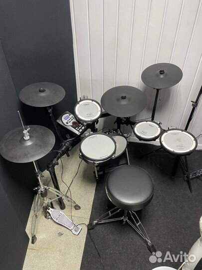 Электронная барабанная установка Roland TD-11KV