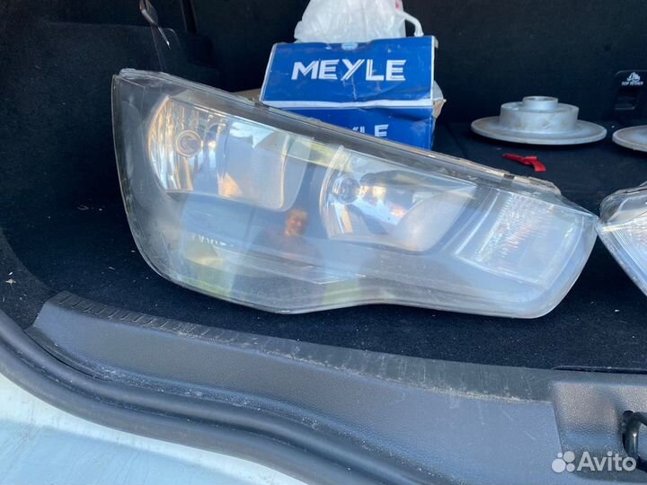 Фары Audi A1 2011г галоген