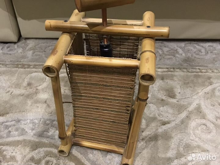 Светильник из бамбука