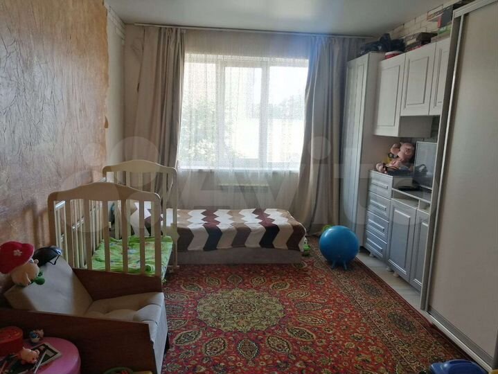 2-к. квартира, 63 м², 1/3 эт.