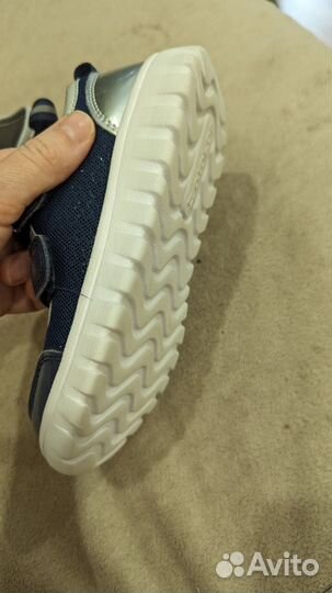 Кроссовки кеды 27