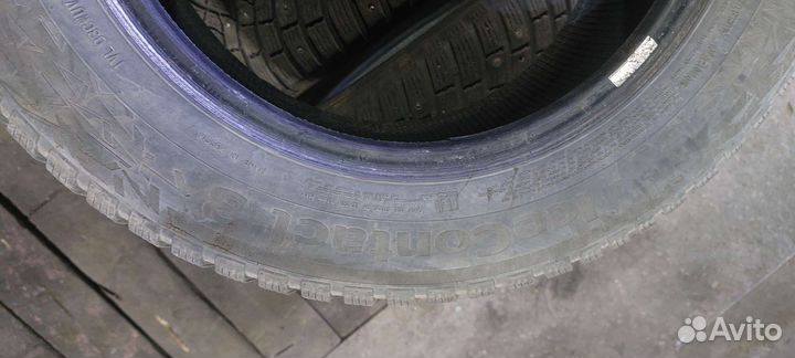 Continental IceContact 3 215/60 R16