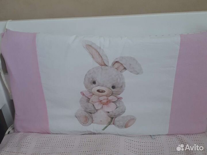 Бортики в кроватку для малышки