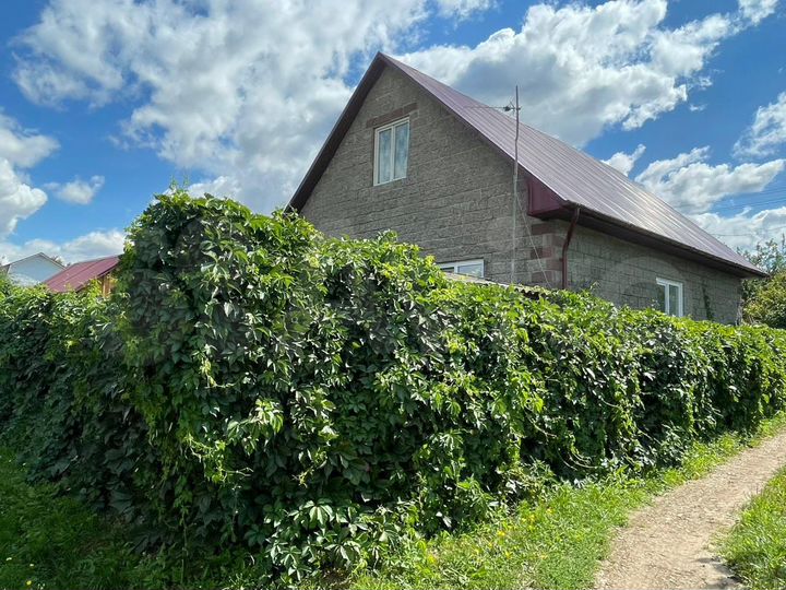 Дом 120 м² на участке 8 сот.