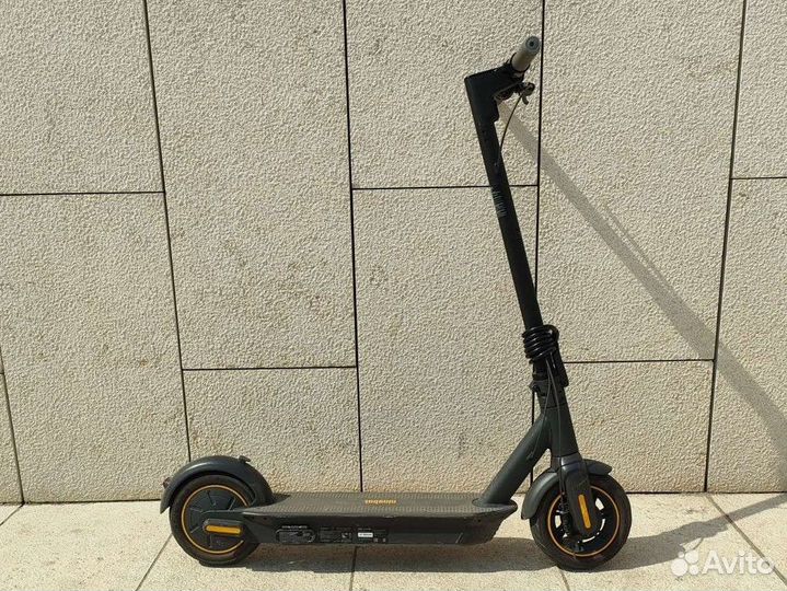 Электросамокат ninebot max g30