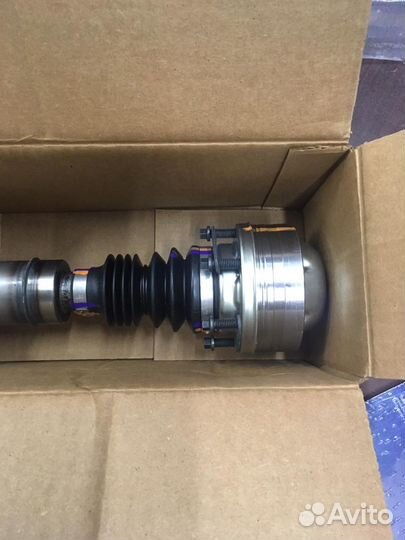 Карданный вал Jeep SRT8 (WK)