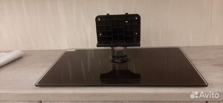 Подставка под телевизор