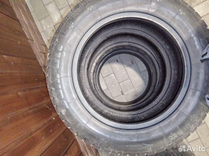 Sunfull SF-886 215/60 R16