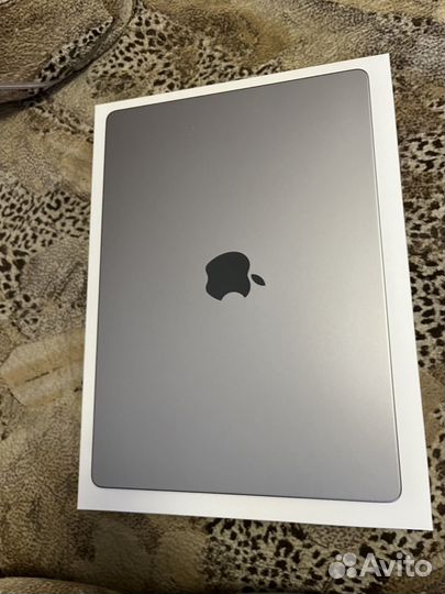 Macbook pro 14 m1 pro 16gb 512gb