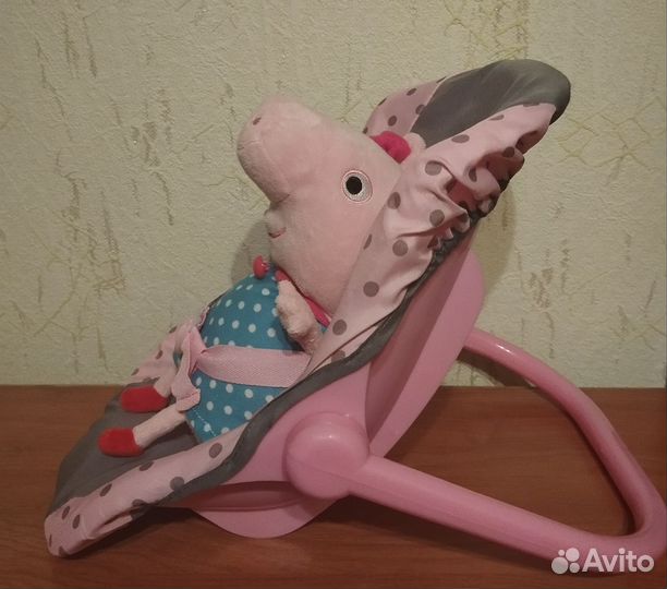 Игрушка музыкальная свинка пеппа с переноской