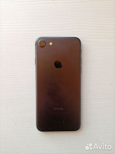 iPhone 7, 32 ГБ