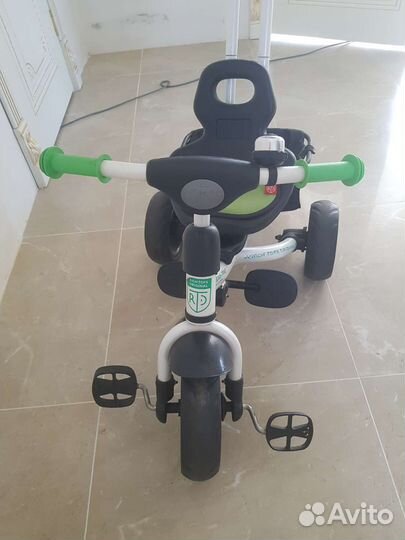 Детский трехколесный велосипед