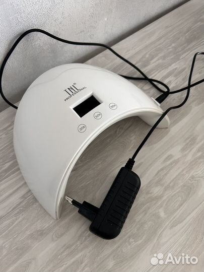 Лампа для маникюра tnl professional
