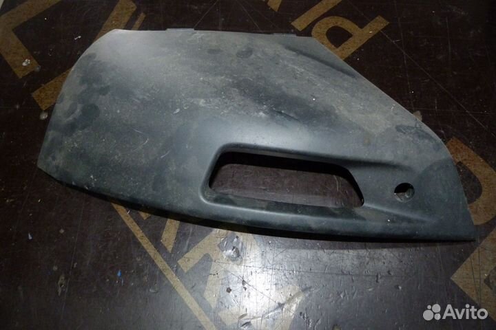 Накладка переднего бампера