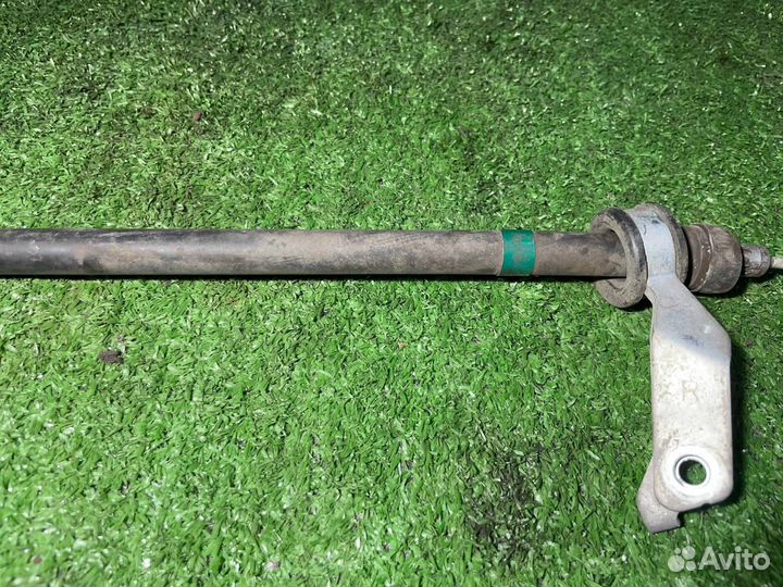 Трос стояночного тормоза задний правый Toyota